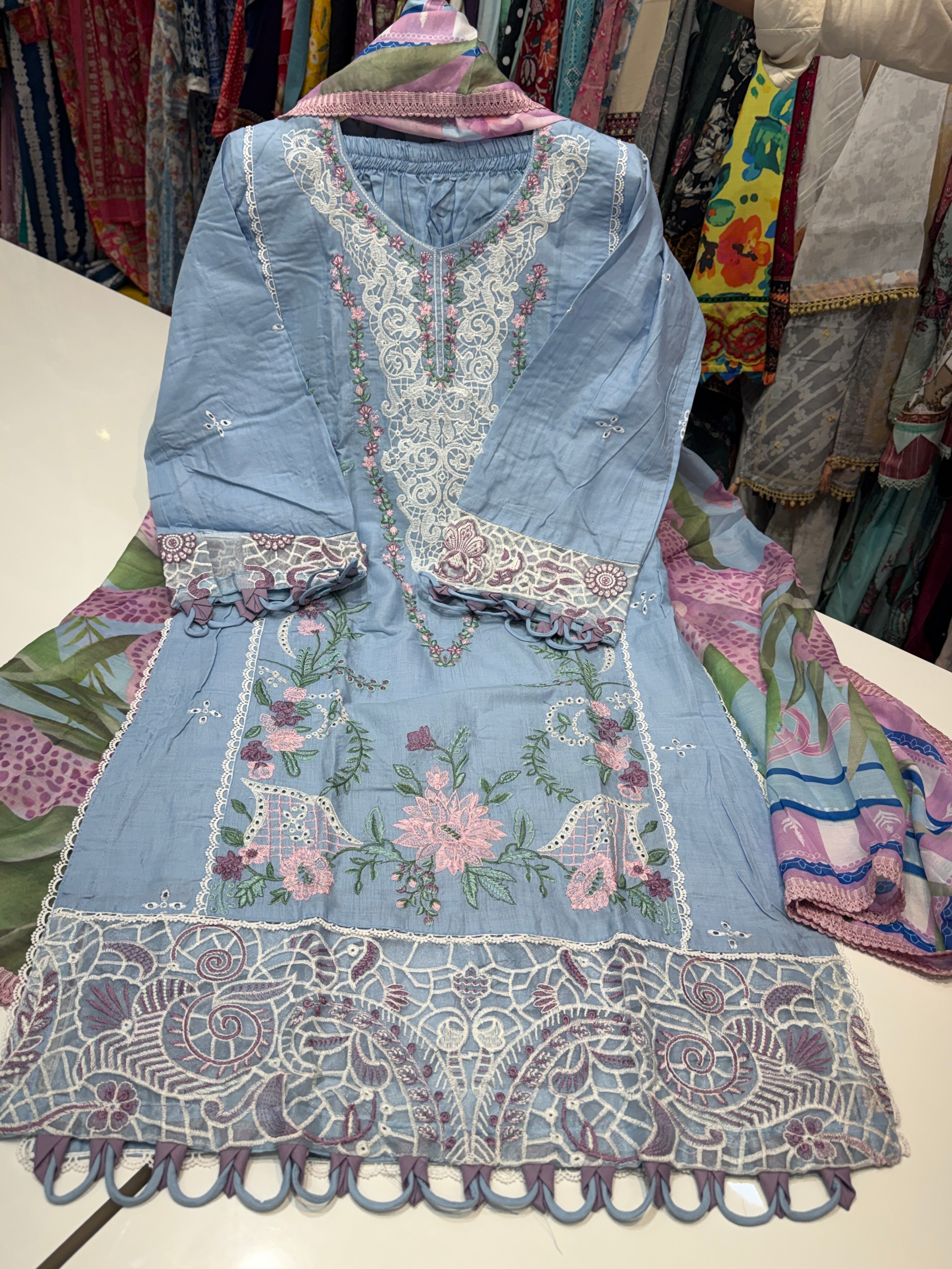 🏷️Stock clearance sale 2 Karachi cotton with hebay embroidery