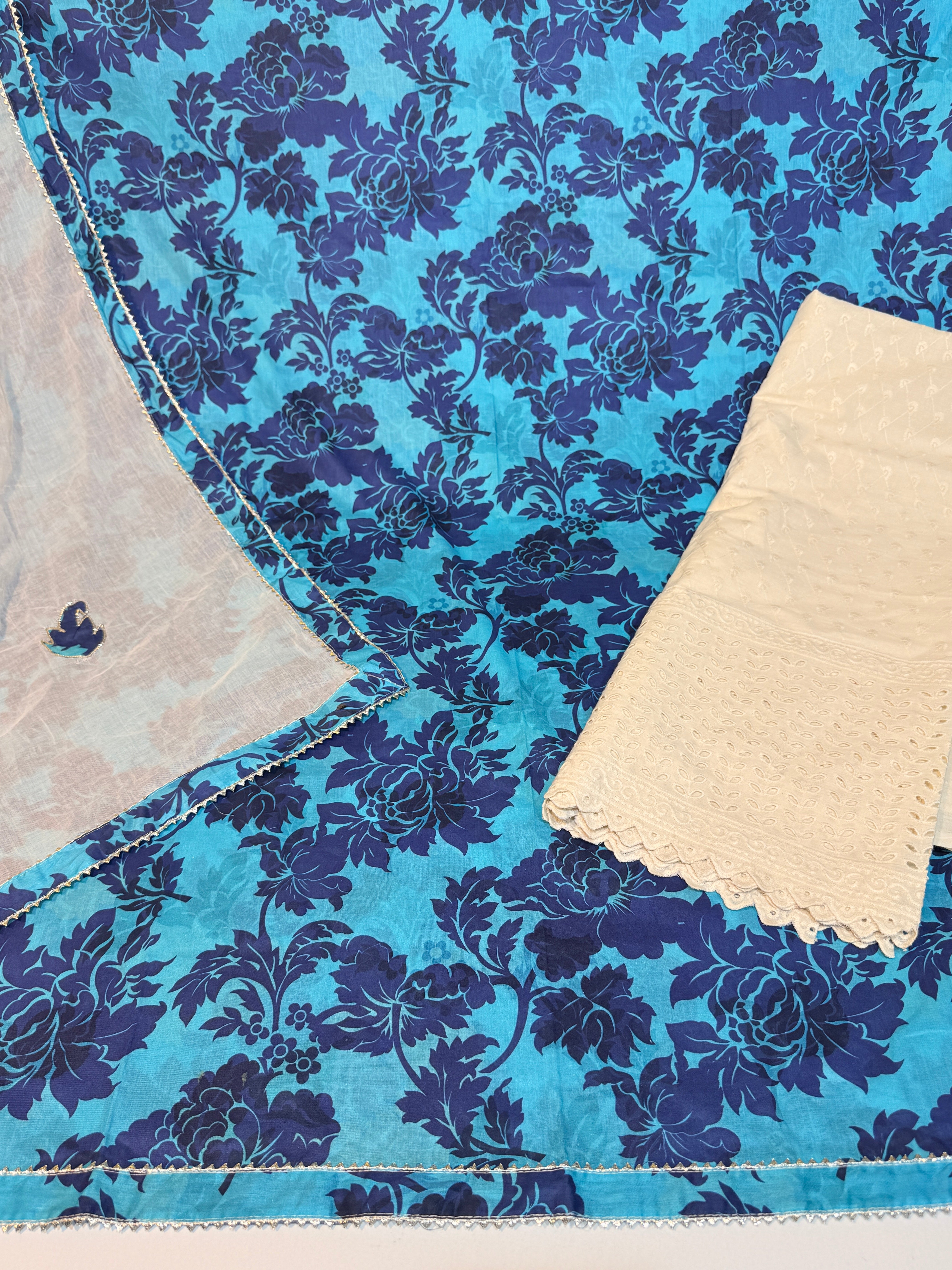 Pure lawn cotton with heavy chinkankari bottom & pure cotton dupatta