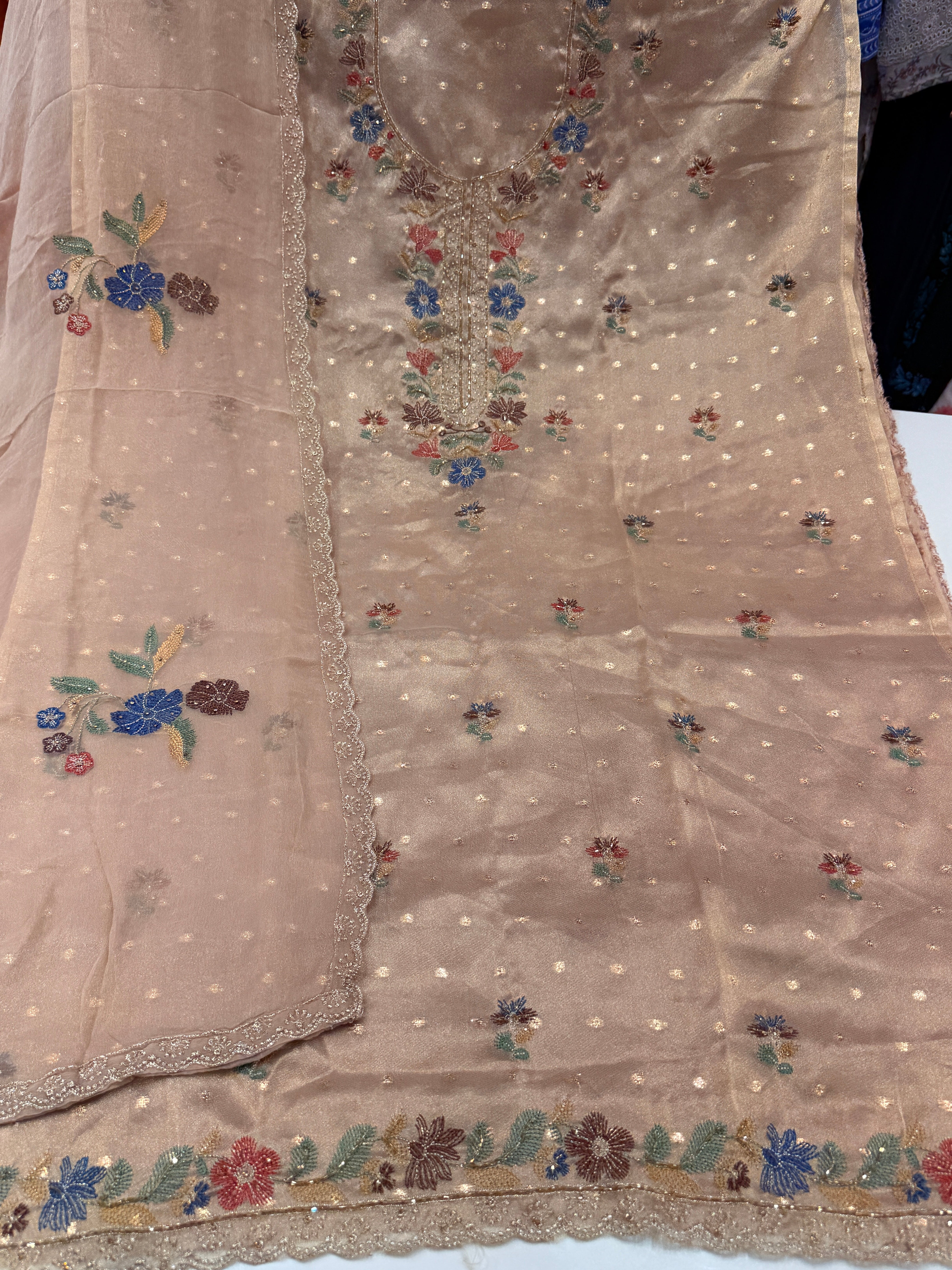 Product code 🏷️(mehroza) Mehroza Kashmiri touch for weddings