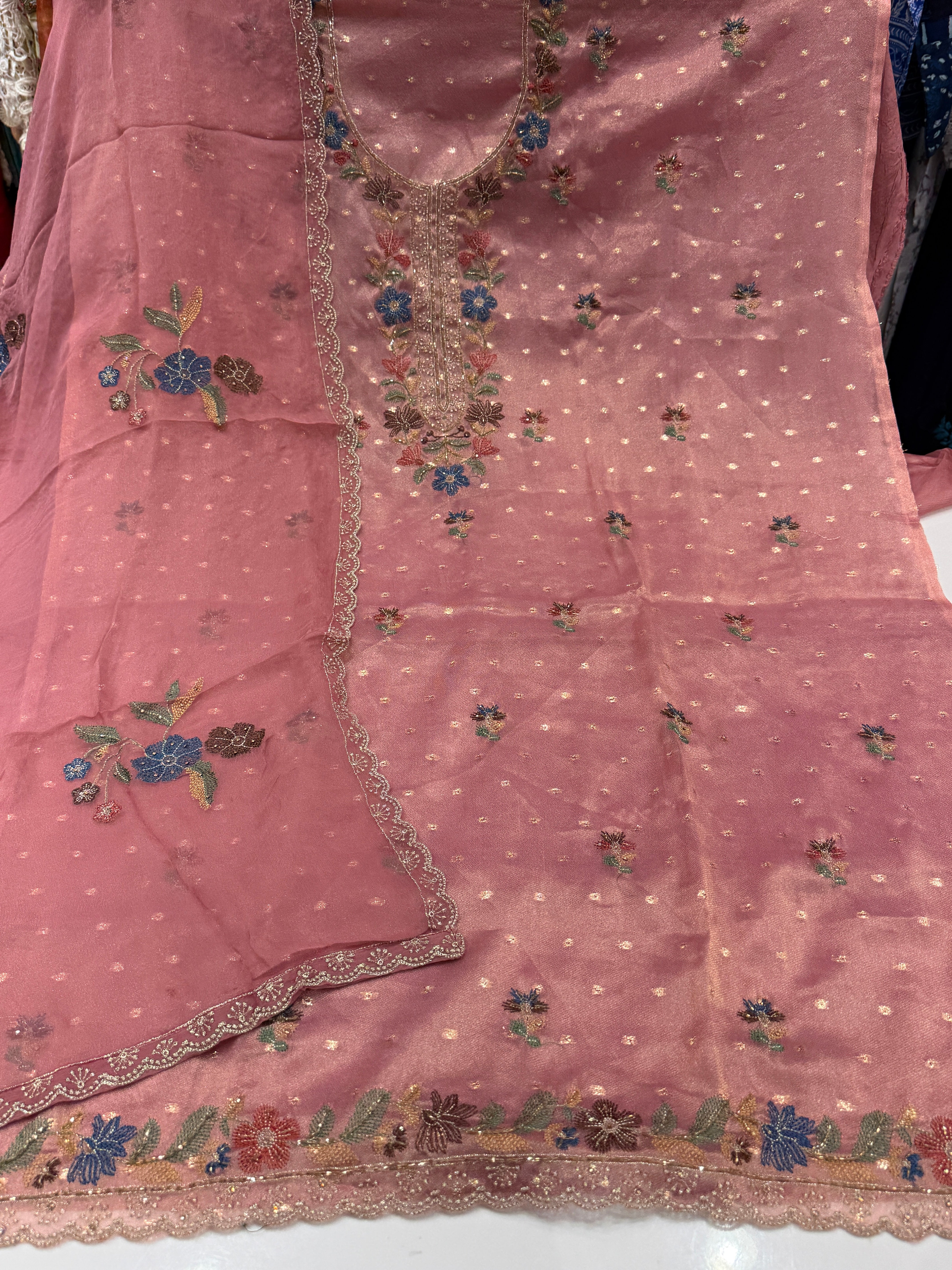 Product code 🏷️(mehroza) Mehroza Kashmiri touch for weddings