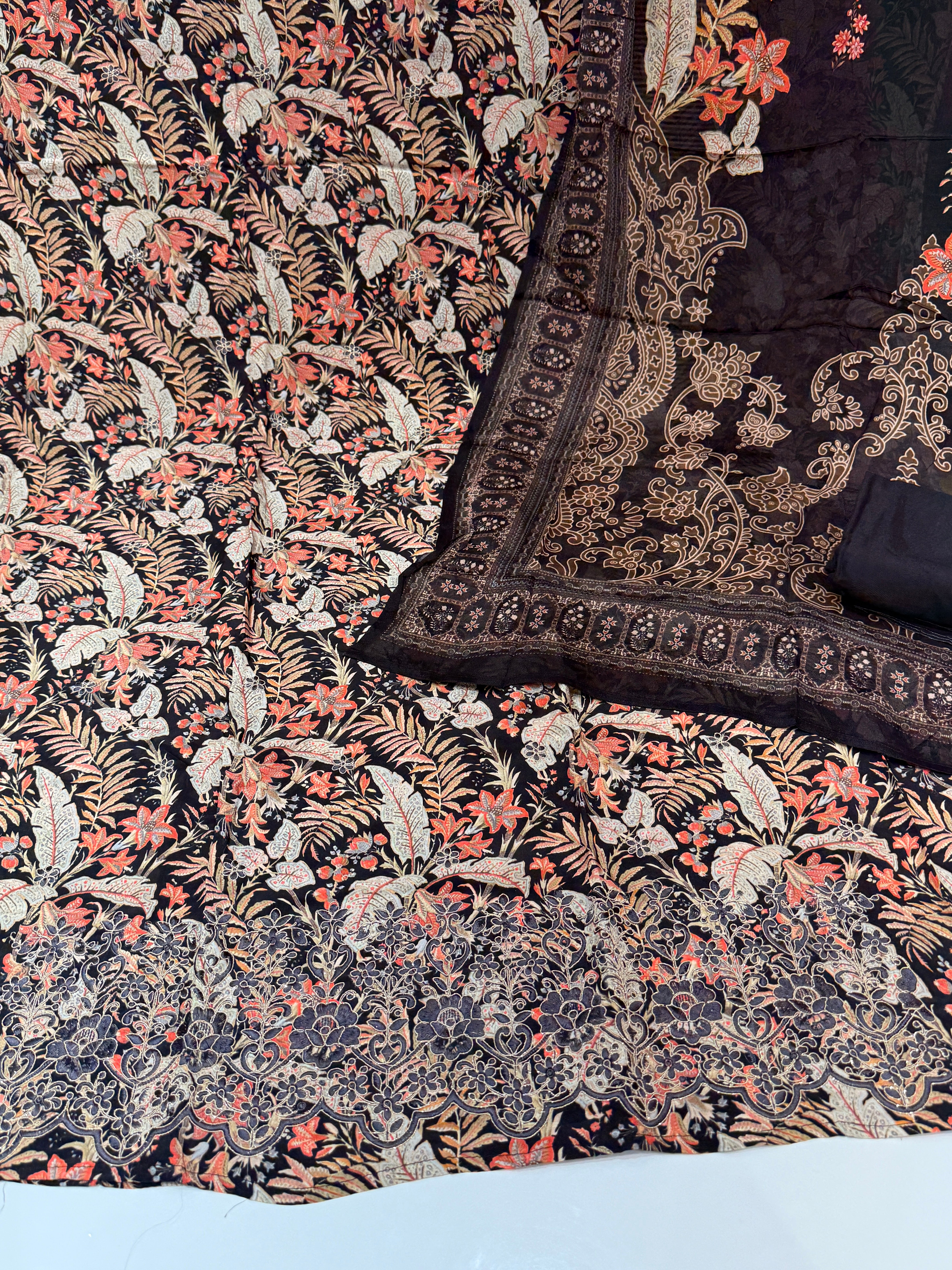 🏷️Product code:- (crape)Pure natural crape with heavy elegance Daman work & digital print