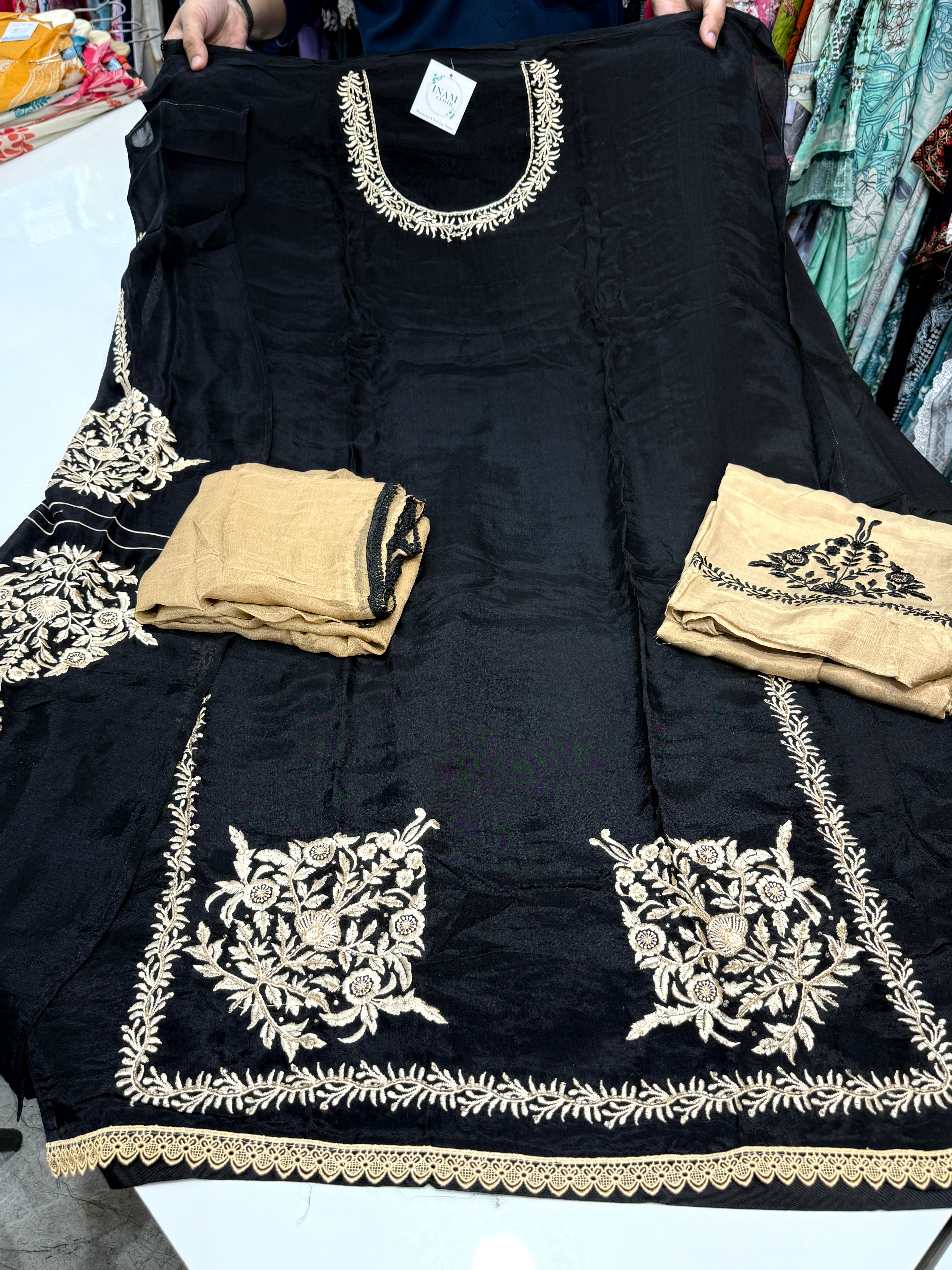 Product Code 🏷️ (GF1503) Black Special Glass Fabric suit