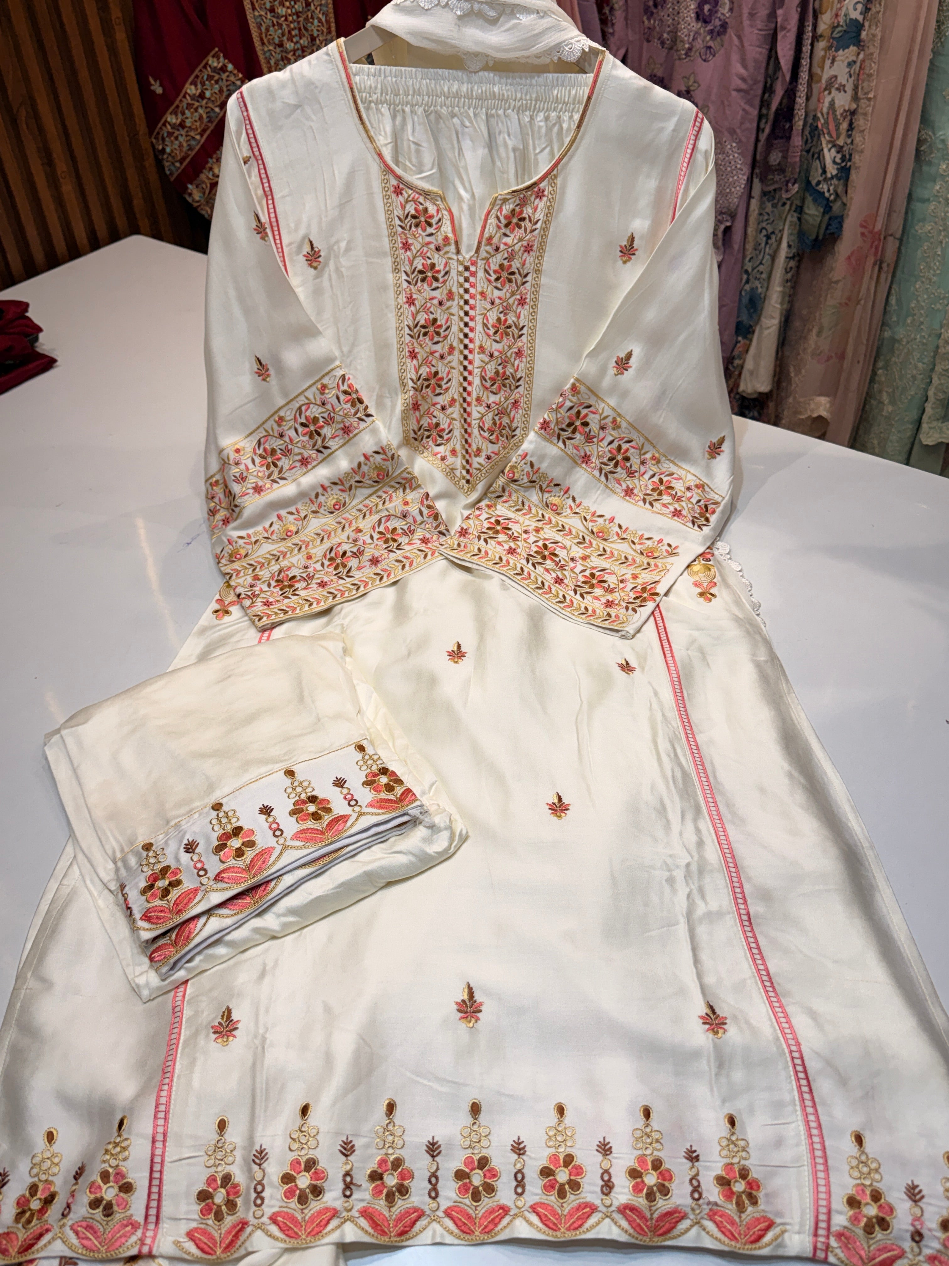 Product code (1501)Dubai satan heavy embroidery with farshi shalwar