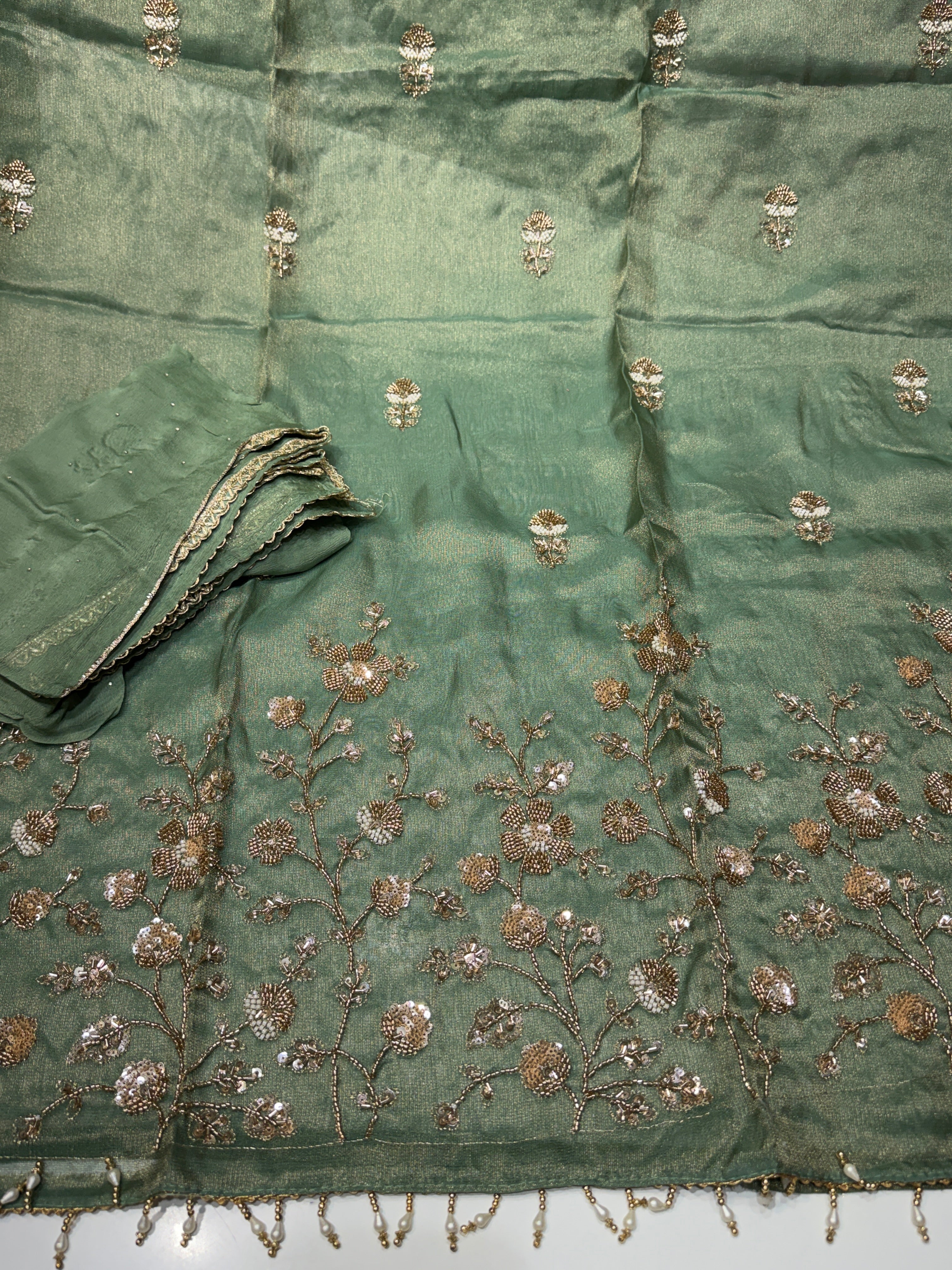 🏷️Product code:-(B-1100)Pure Burberry fabric with heavy handwork pure chiffon dupatta