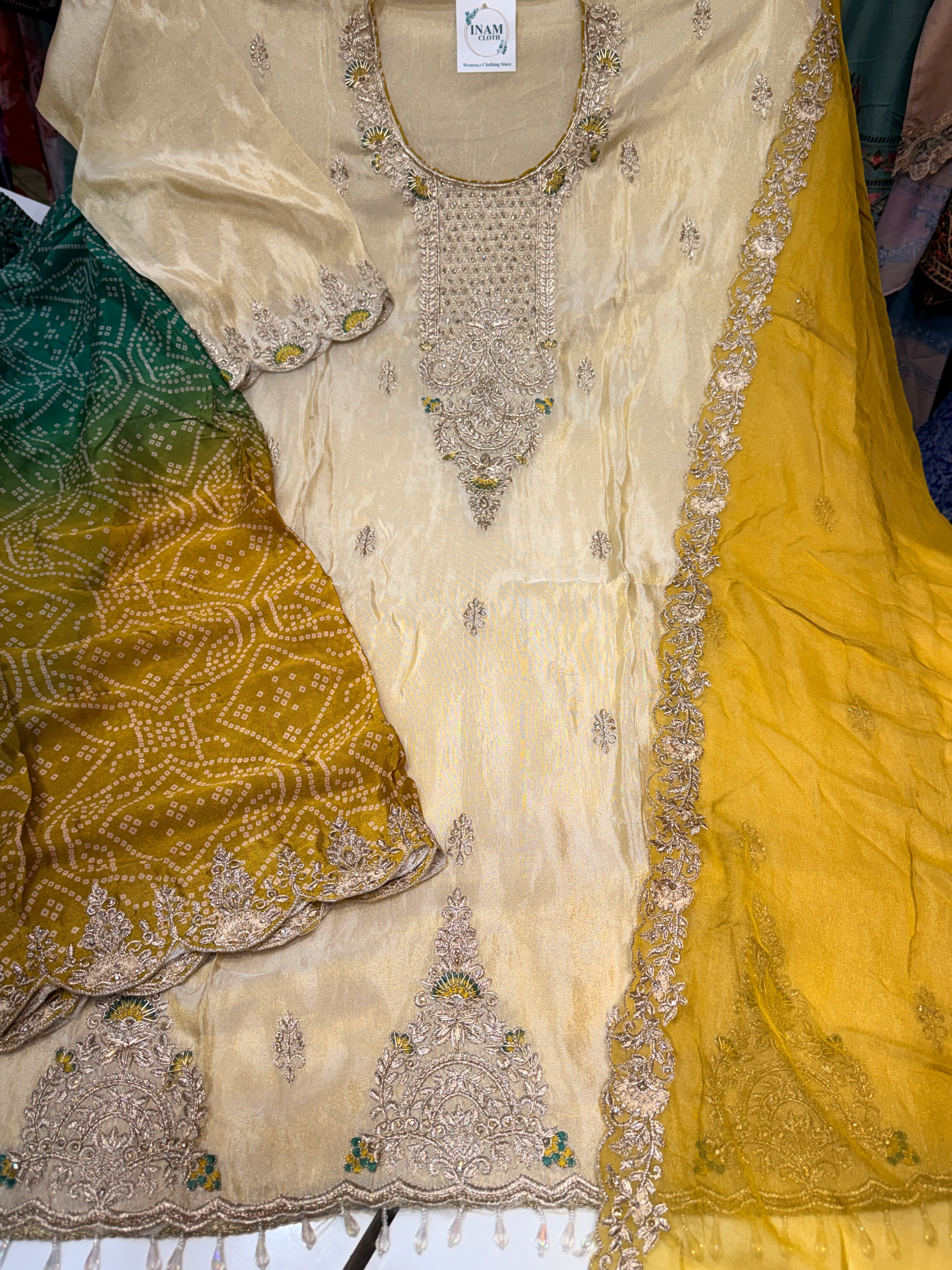 🏷️Product code:- (PSD01) pure shimmer with Dabka work ❤️