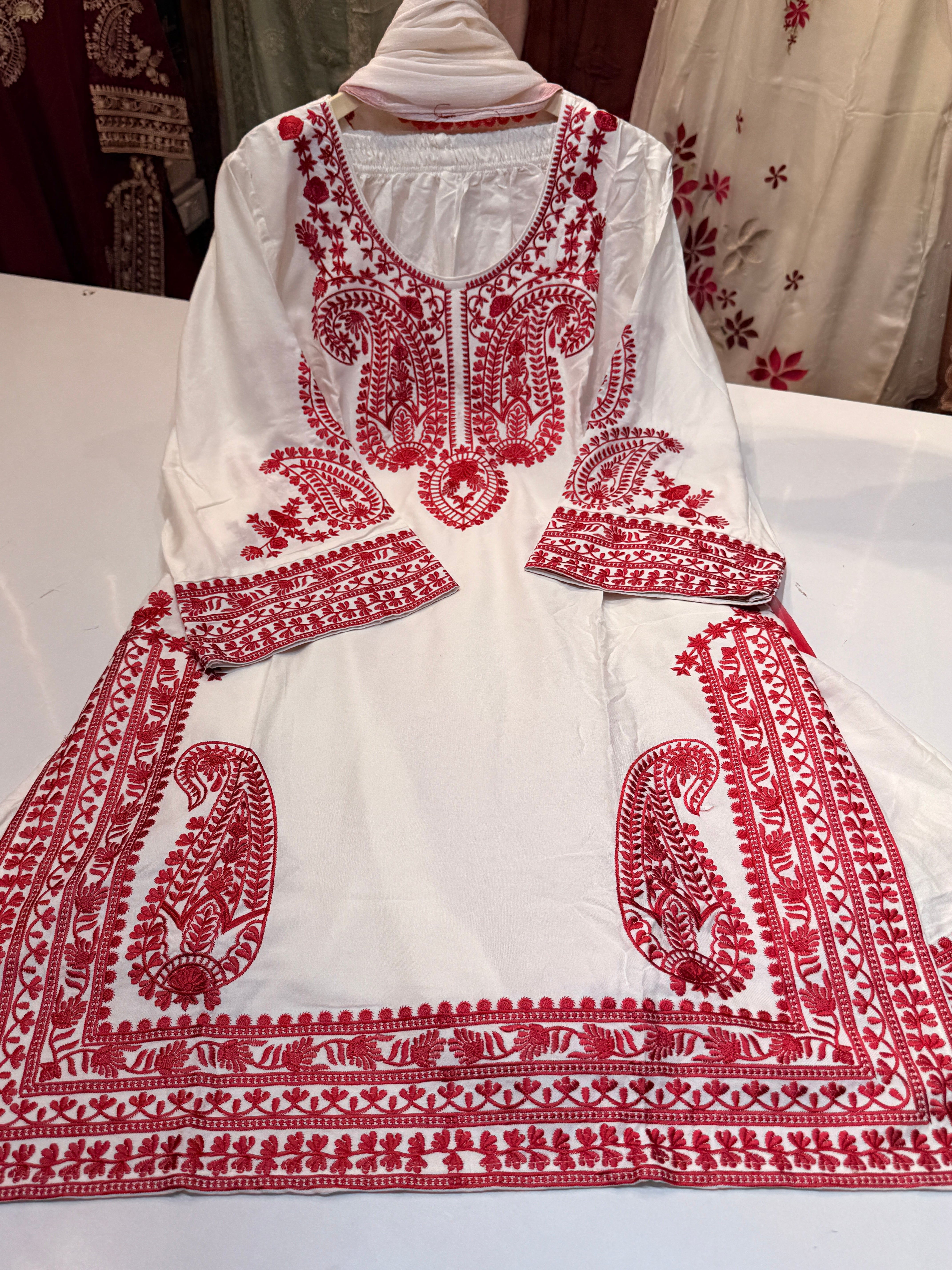 ( Rakhi special 🔥🌸) Pure rayon Kashmiri heavy work suit with pure chiffon double shaded dupatta