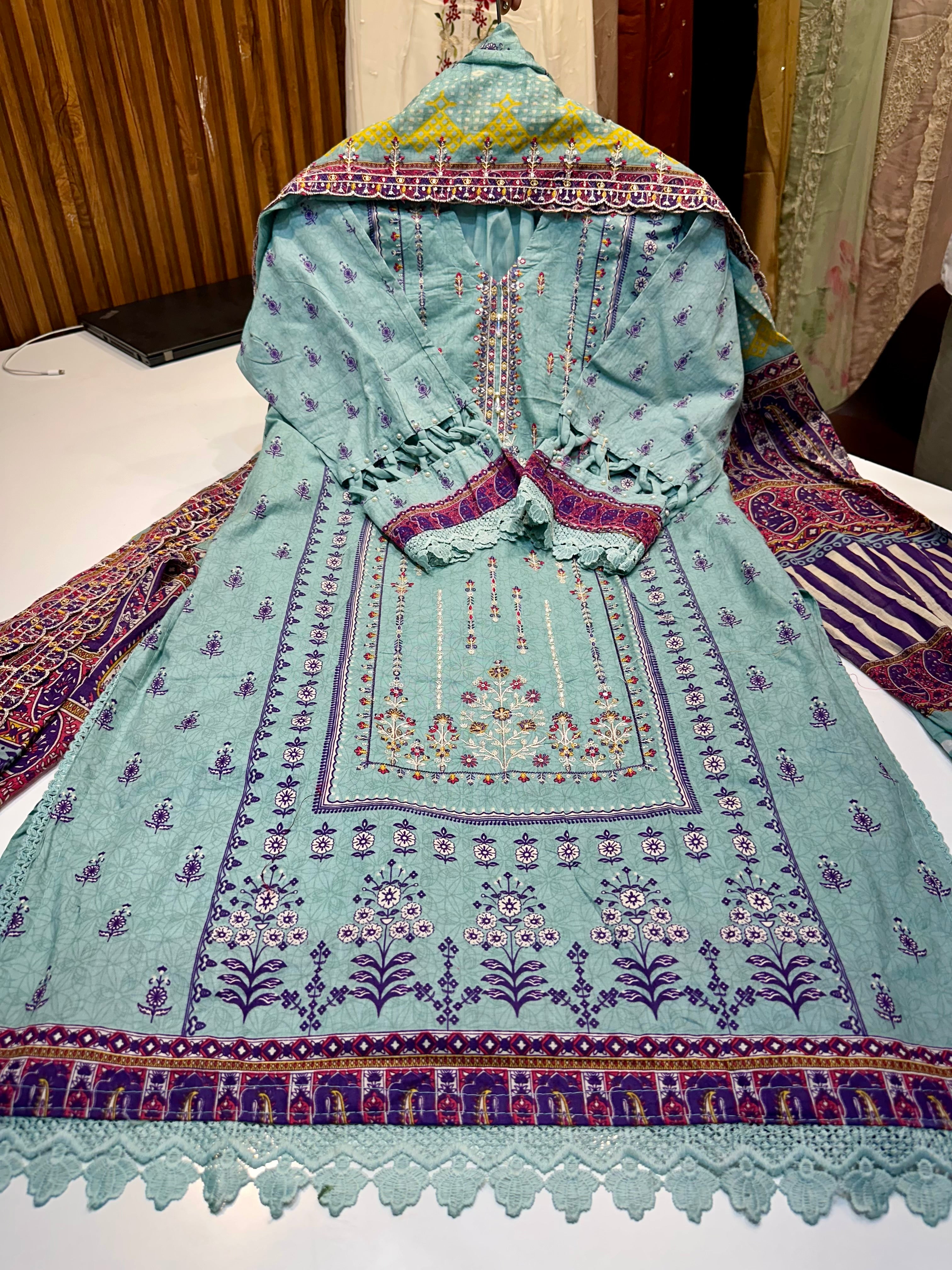 Pure cotton Karachi suit with heavy embroidery & farshi shalwar ❤️