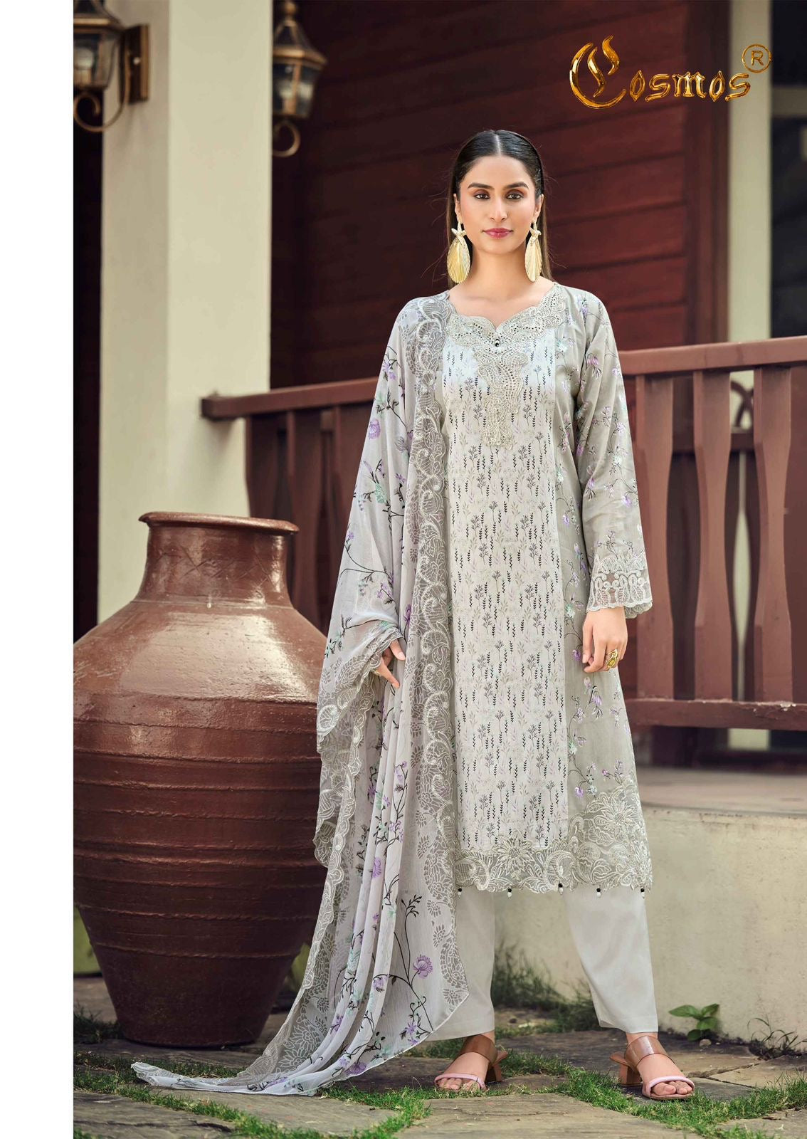 Cosmos Aabyaan lawn 🏷️product code:(CAL:-01)