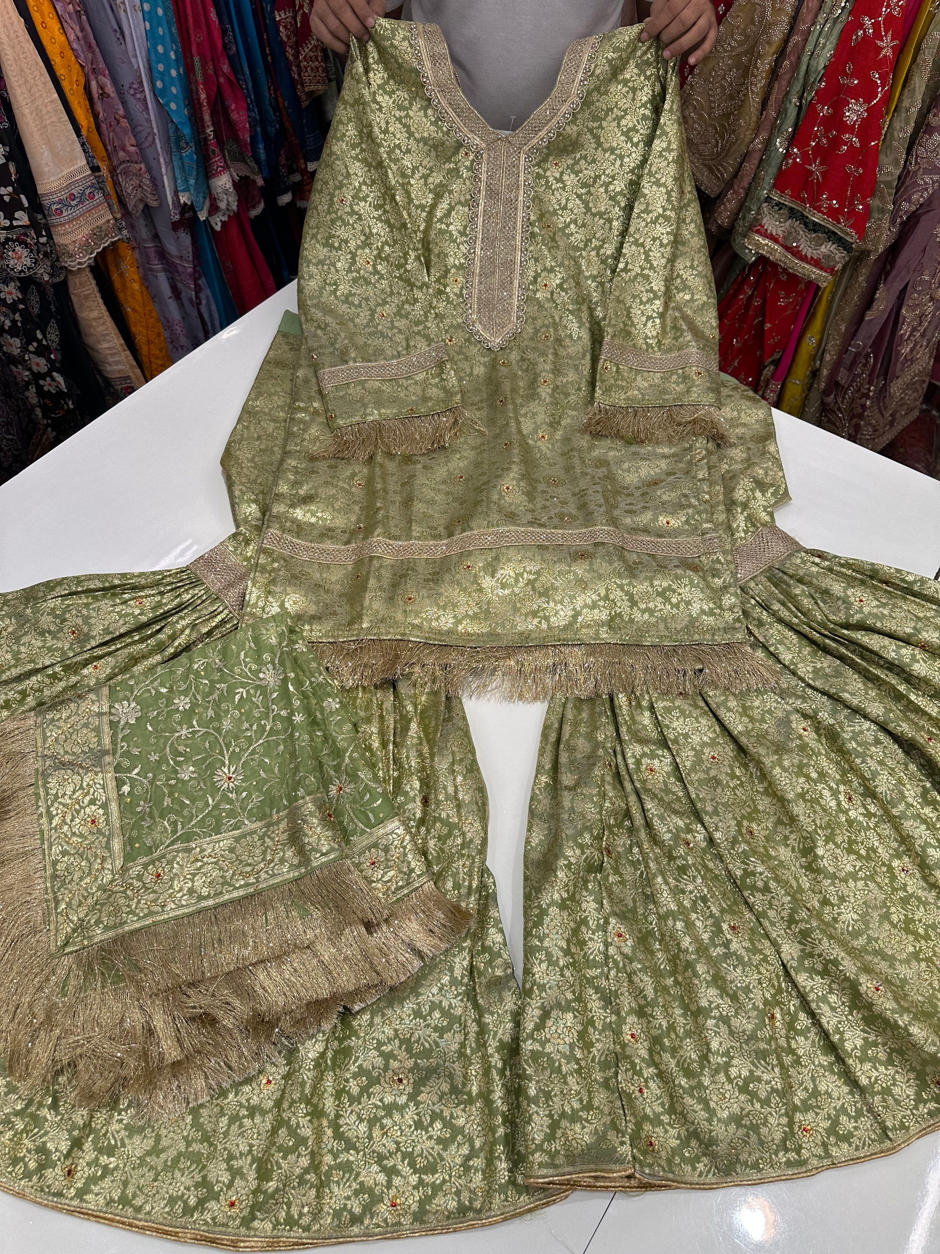 Kimkhab original banarsi gharara with heavy jal work duppatta