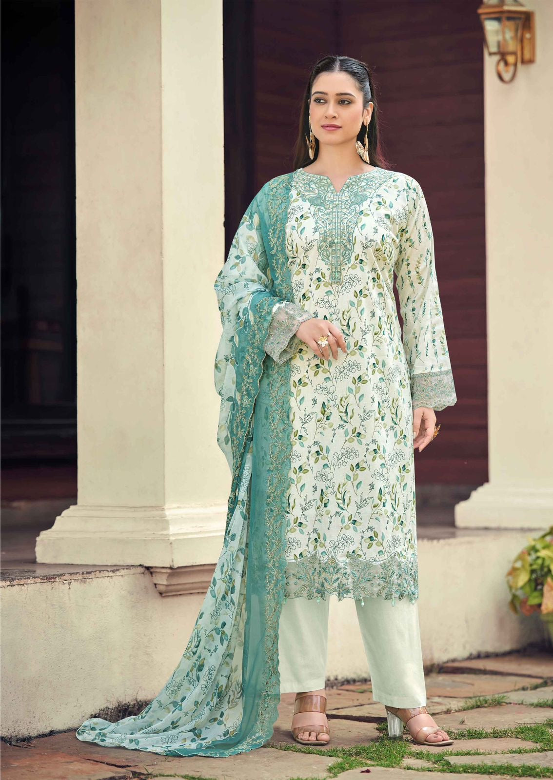 Cosmos Aabyaan lawn 🏷️product code:(CAL:-01)