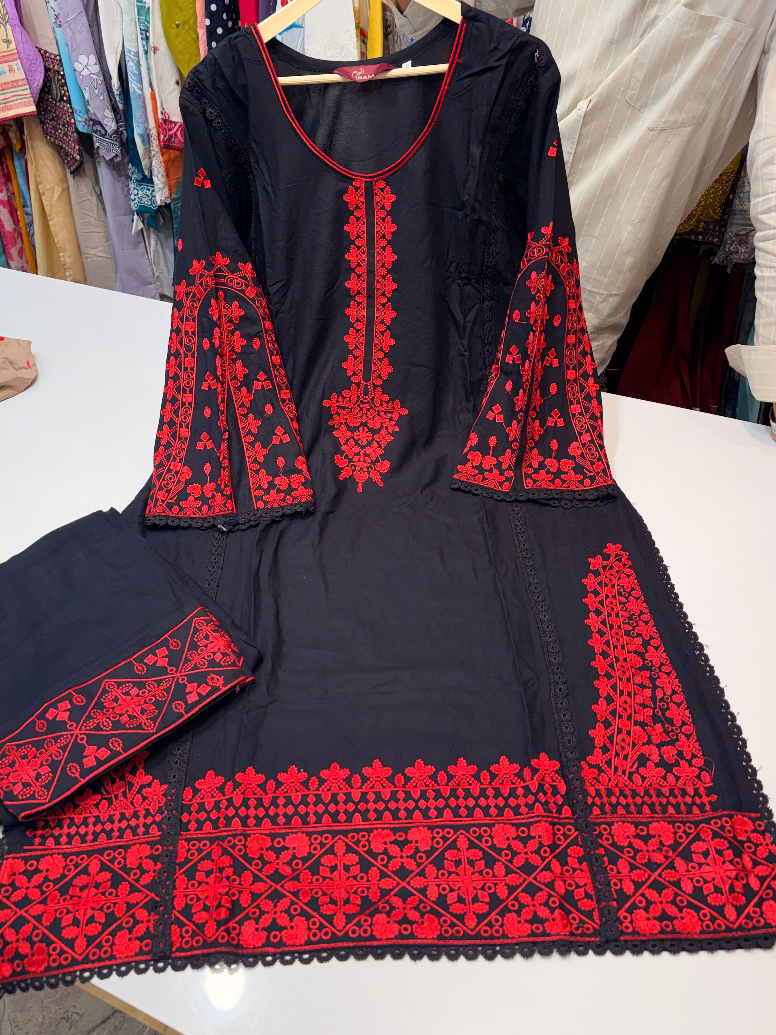 Product code 🏷️ (FS1050)farshi shalwar suit Inam special
