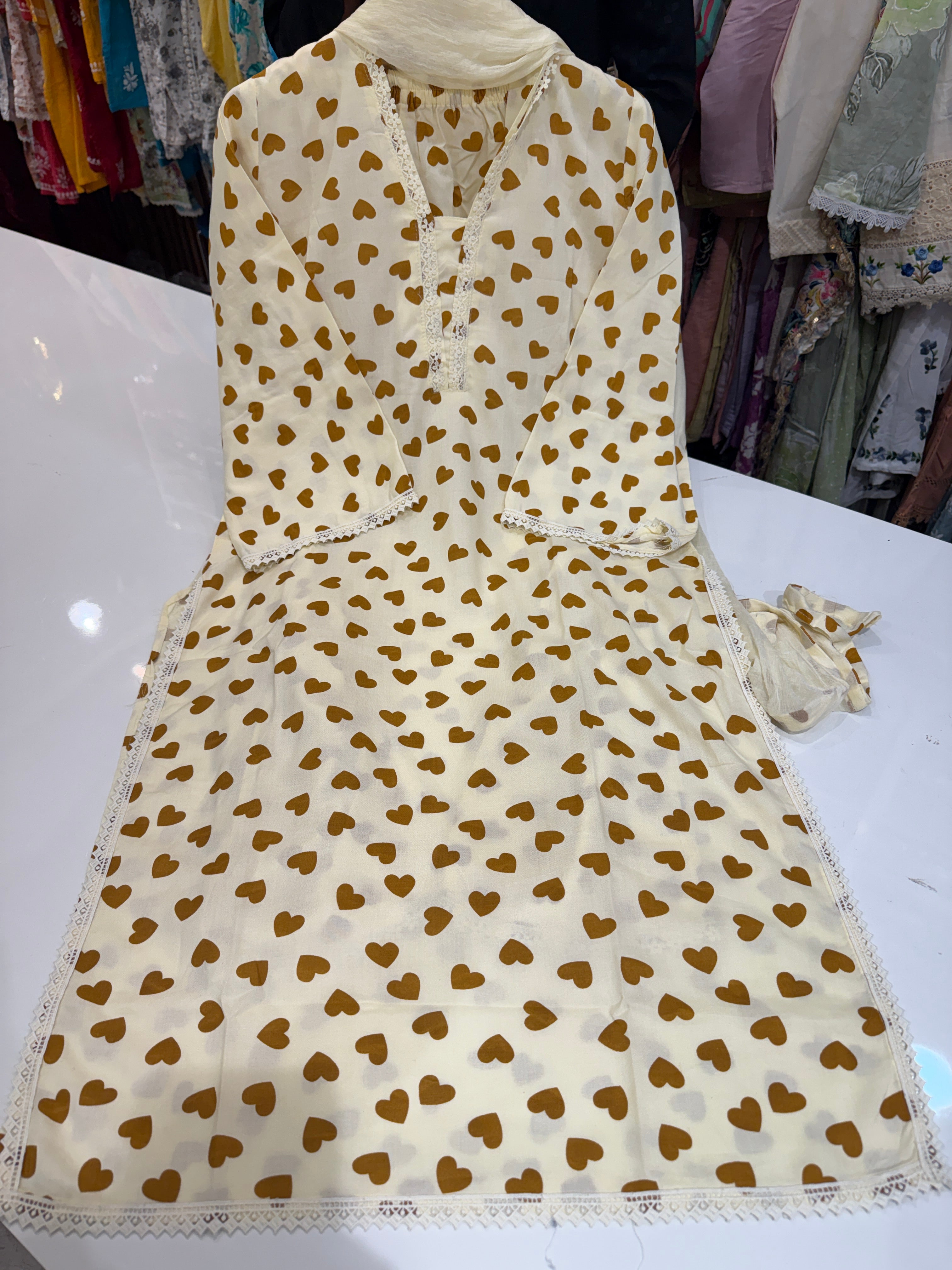 Heart wala design Available