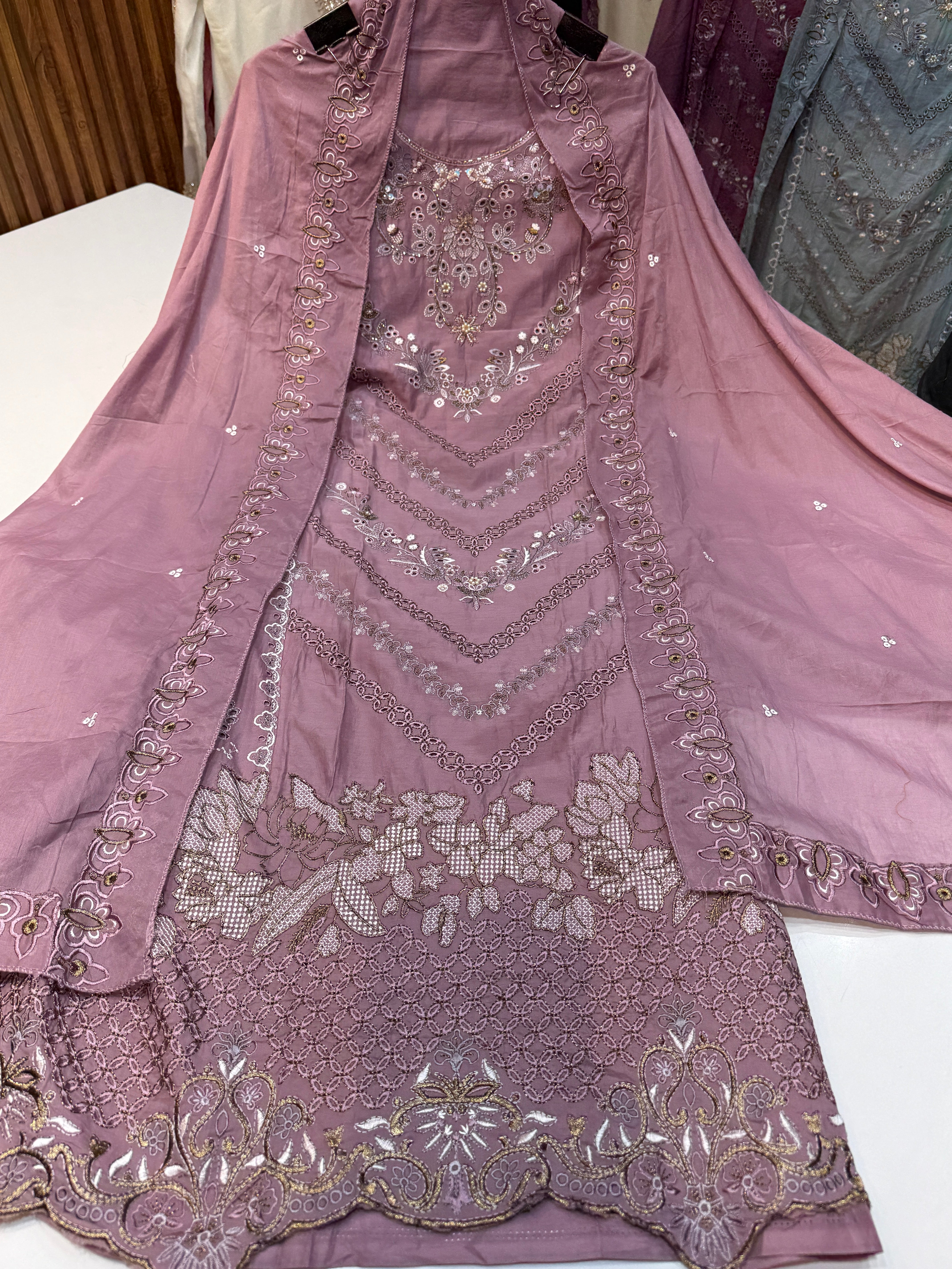 🏷️Product code:-(1601) pure cotton heavy cutwork + handwork suit with pure cotton dupatta